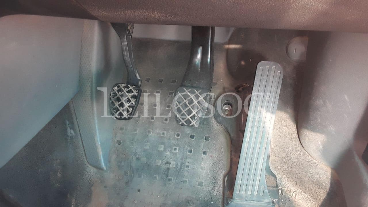VW Caddy · — imagen 7
