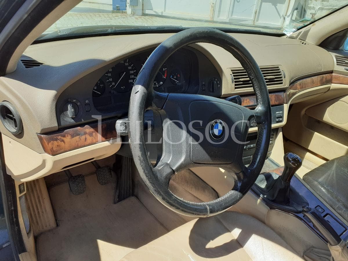 BMW 520 i · Ano 1999 — imagem 10