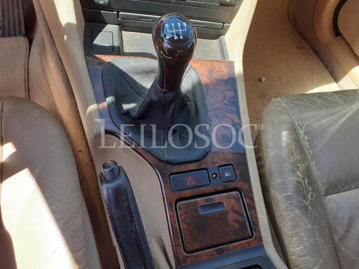 BMW 520 i · Ano 1999 — imagem 13