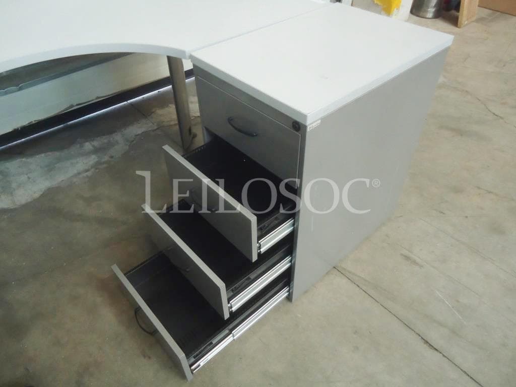 Bureau et Chaise — image 5