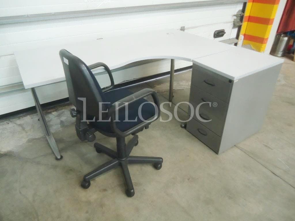 Bureau et Chaise — image 2