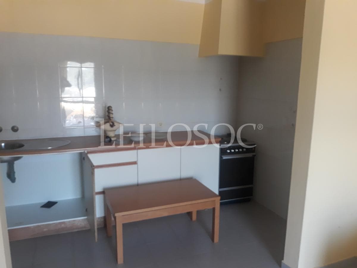 Apartamento T1 + 2 Arrecadações — imagem 7