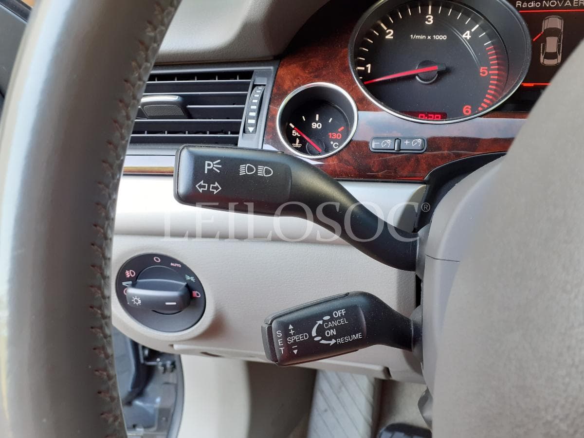 Audi A8 4.2 TDI · Ano 2007 — imagen 13