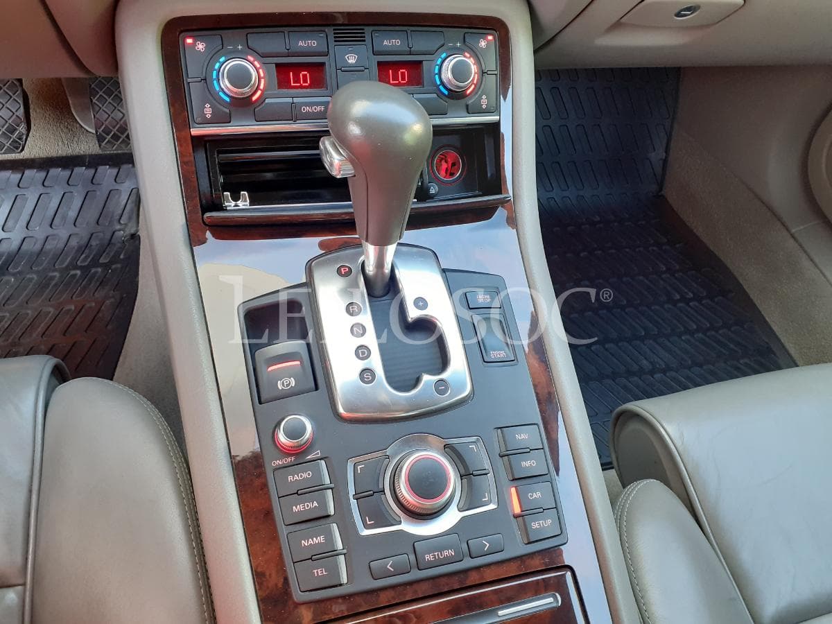 Audi A8 4.2 TDI · Ano 2007 — imagen 15