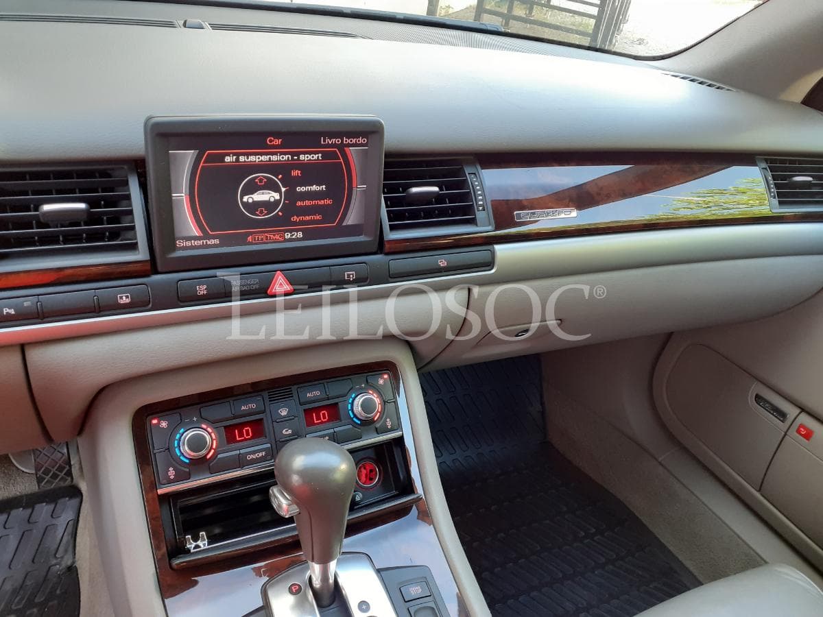 Audi A8 4.2 TDI · Ano 2007 — imagen 16