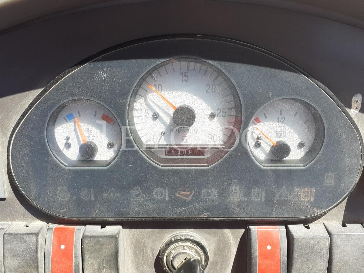Retroescavadora Volvo BL-71 · Ano 2005 — imagem 12