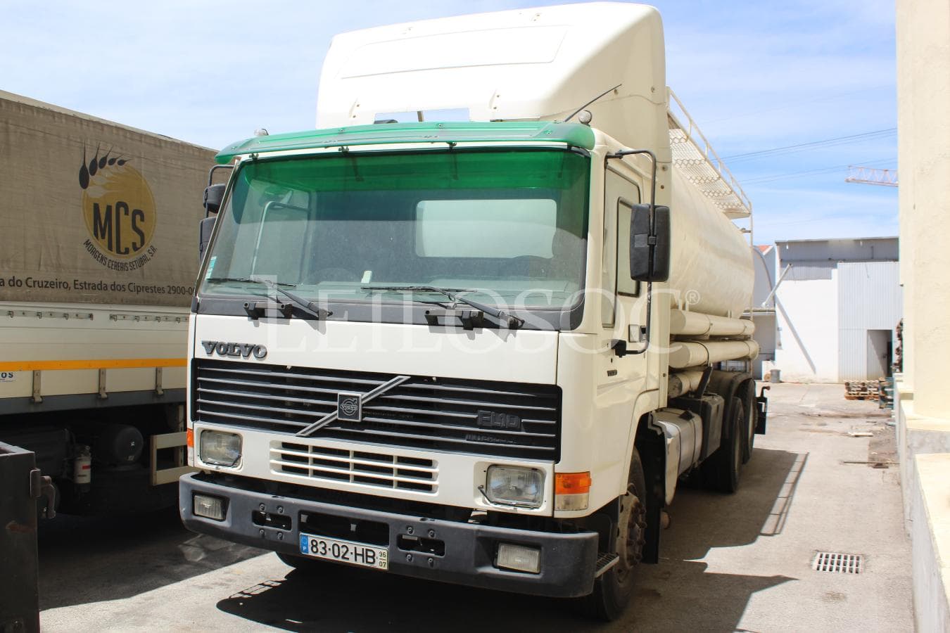 VOLVO FL10