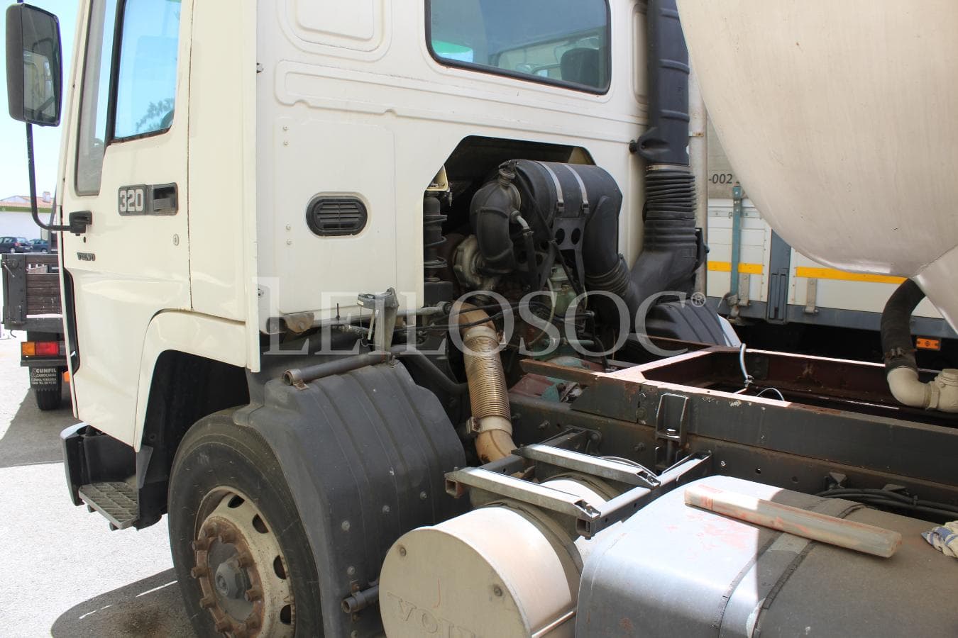 VOLVO FL10 — imagem 3