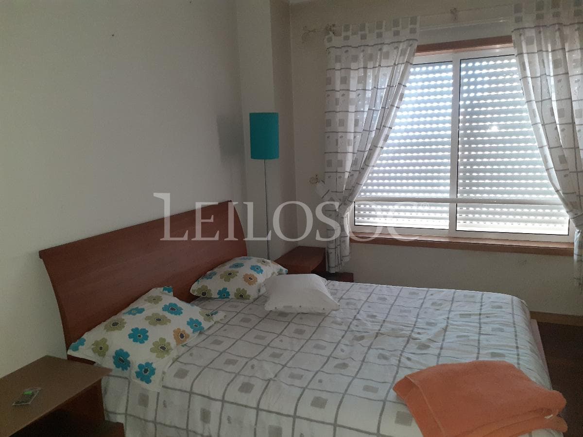Apartamento T3 c/ Lugar de Garagem · São Félix da Marinha — imagen 8