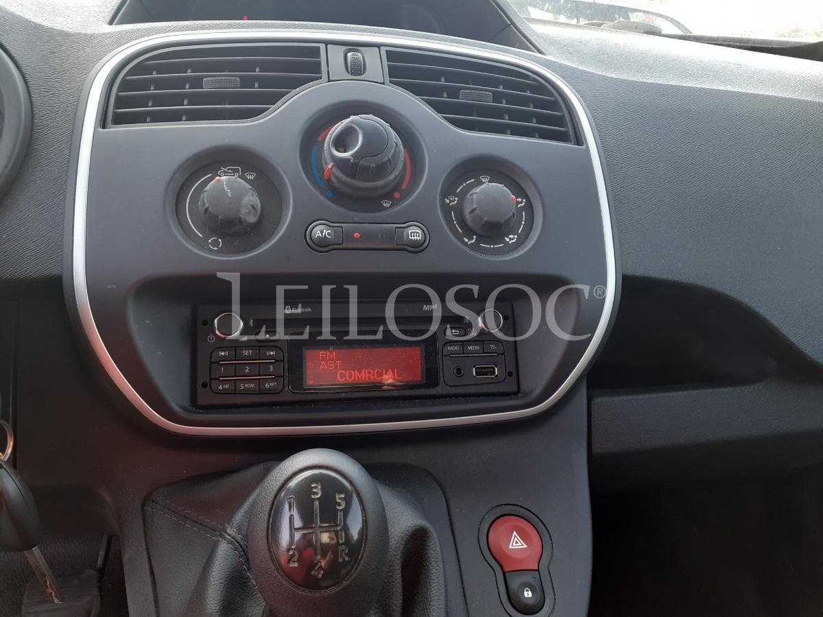 Renault Kangoo 1.5 DCI · Ano 2017 — image 13