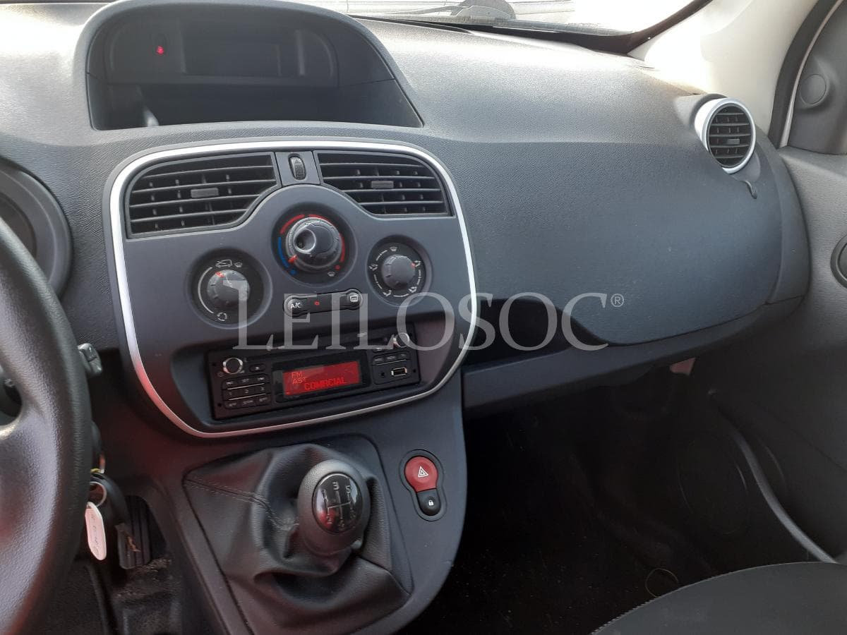Renault Kangoo 1.5 DCI · Ano 2017 — image 15