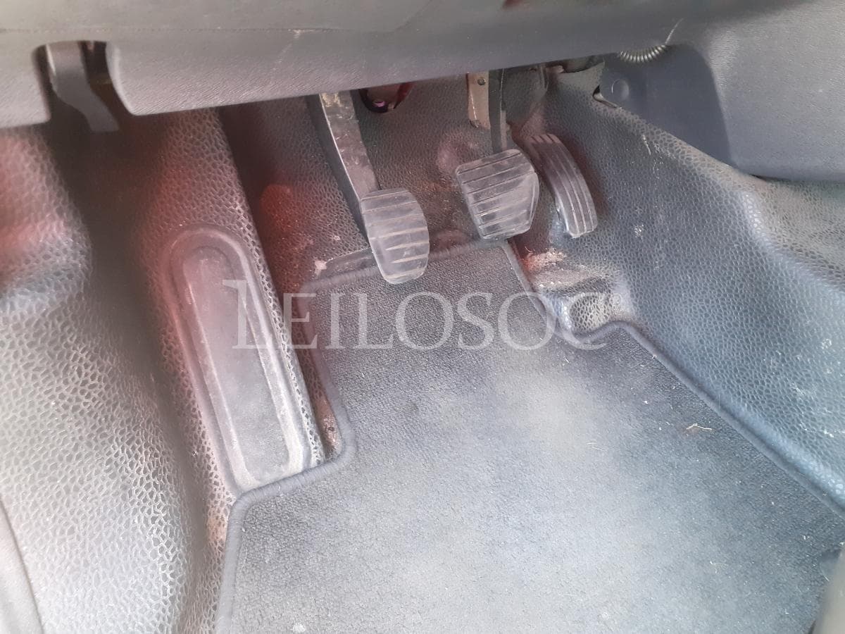 Renault Kangoo 1.5 DCI · Ano 2017 — image 8