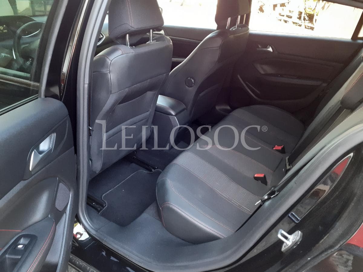 Peugeot 308 HDI GT Line · Ano 2019 — imagem 19