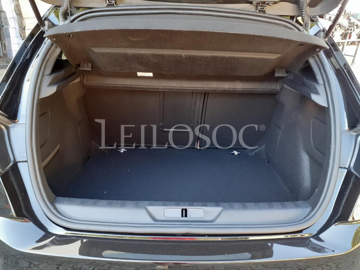 Peugeot 308 HDI GT Line · Ano 2019 — imagem 20