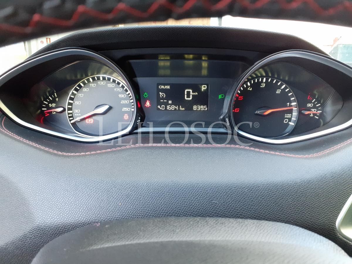 Peugeot 308 HDI GT Line · Ano 2019 — imagem 16