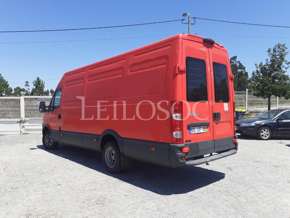 Iveco Daily 35C15 · Ano 2013 — imagen 4