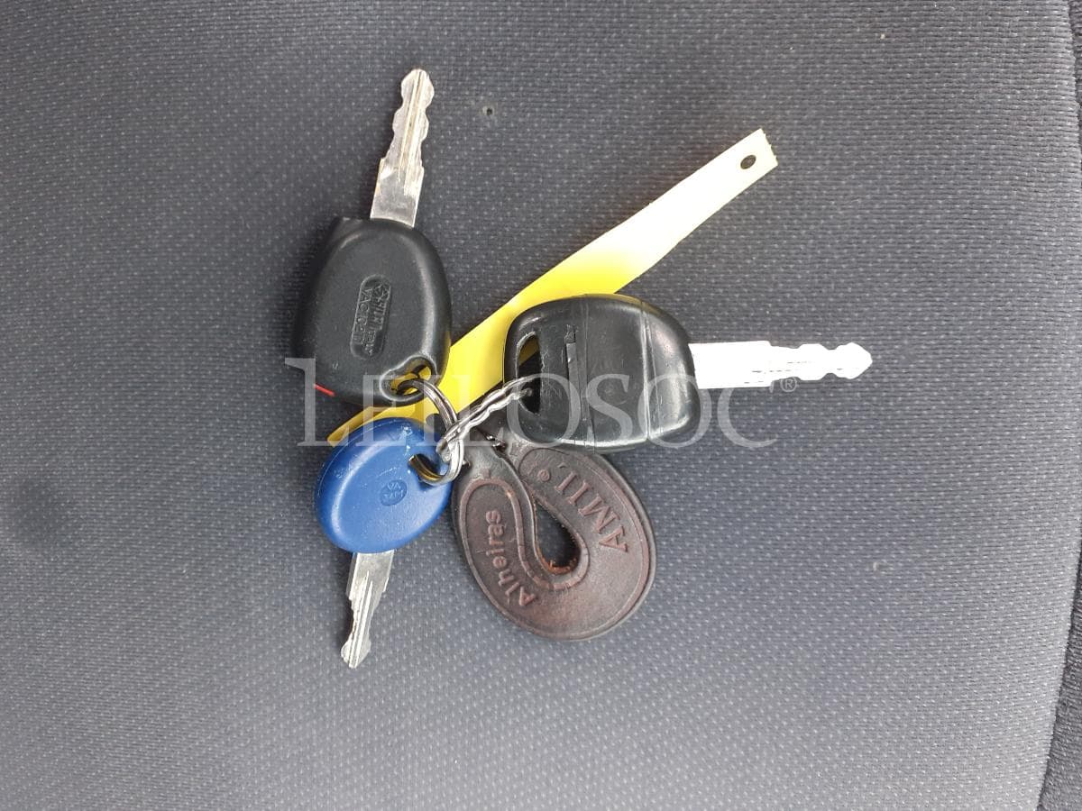 Renault Kangoo 1.9 D · 2 Lugares · Ano 2003 — imagem 21