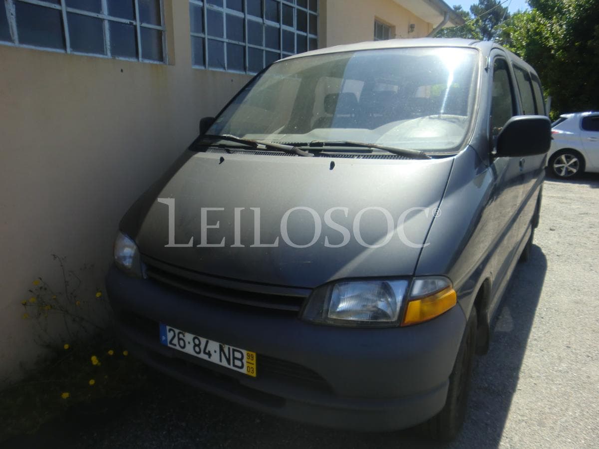 Toyota Hiace — imagen 1