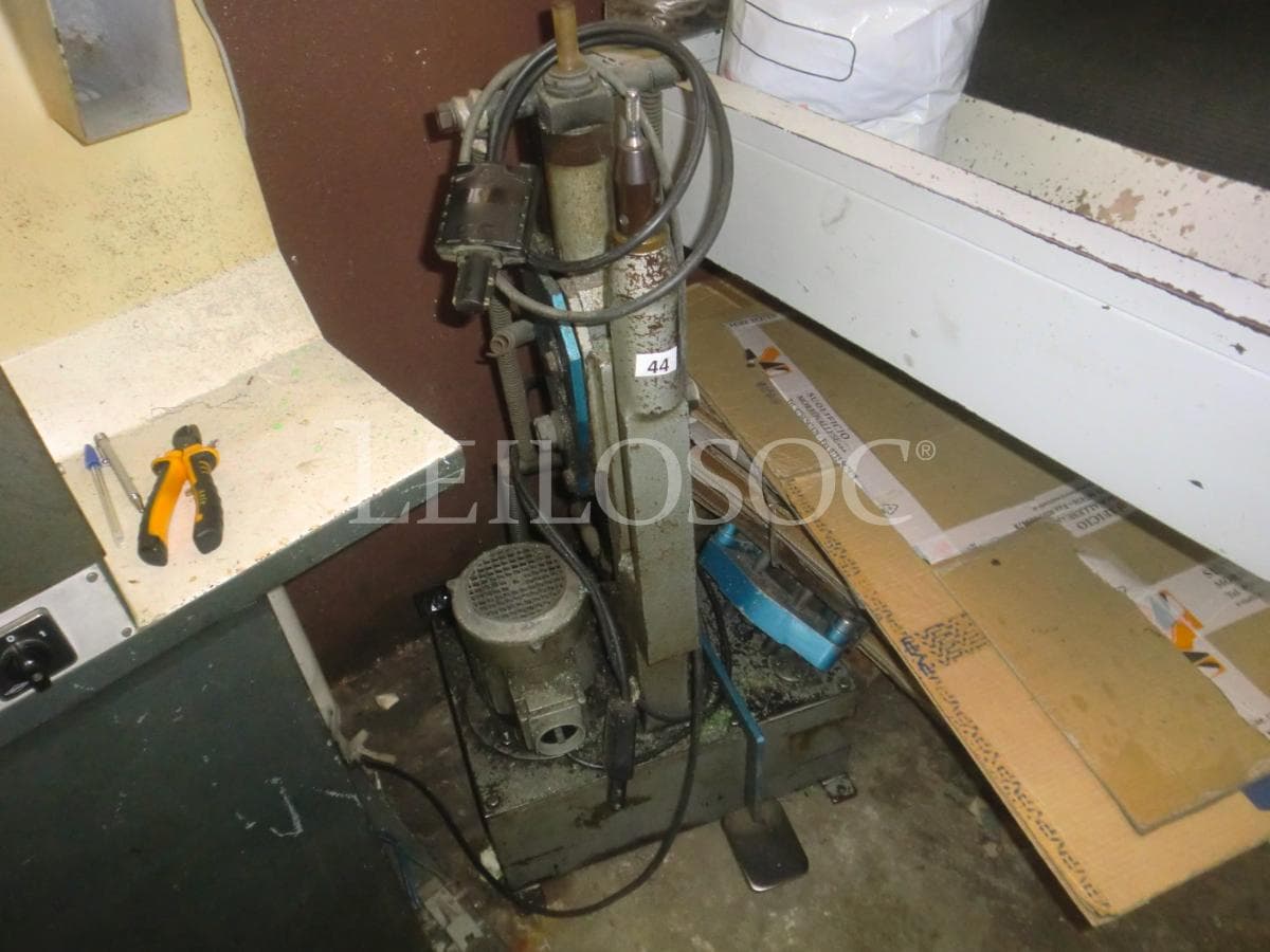 Forno a quente + Máquina de desenformar + Máquina de tirar cola — imagem 2