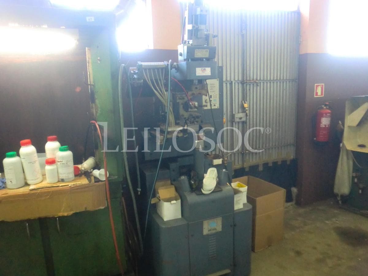 Máquina de pregar saltos — imagem 1