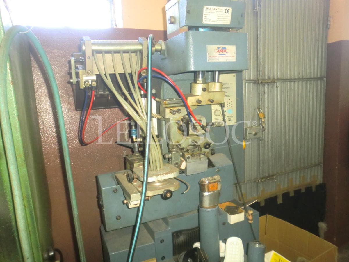 Máquina de pregar saltos — imagem 3