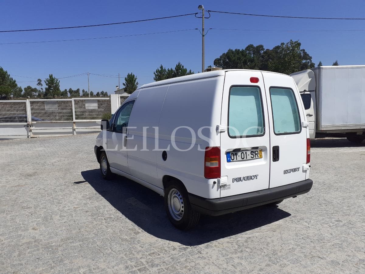Peugeot Expert 1.9D · Ano 2001 · Caixa Isotérmica — image 4