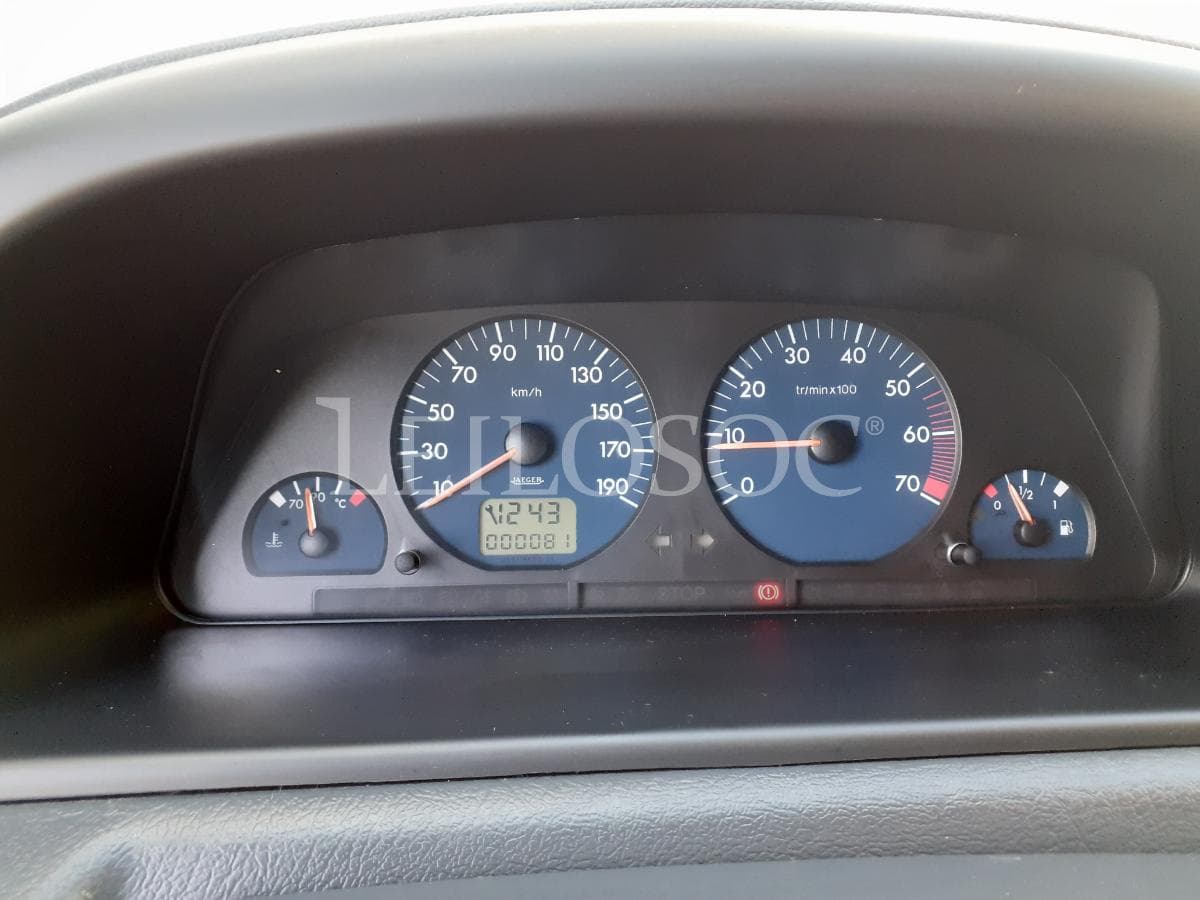 Peugeot Expert 1.9D · Ano 2001 · Caixa Isotérmica — image 14