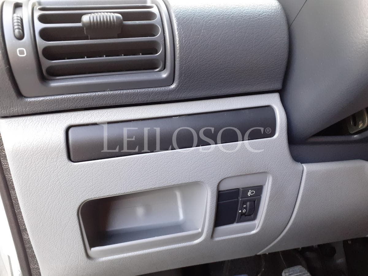 Peugeot Expert 1.9D · Ano 2001 · Caixa Isotérmica — image 16
