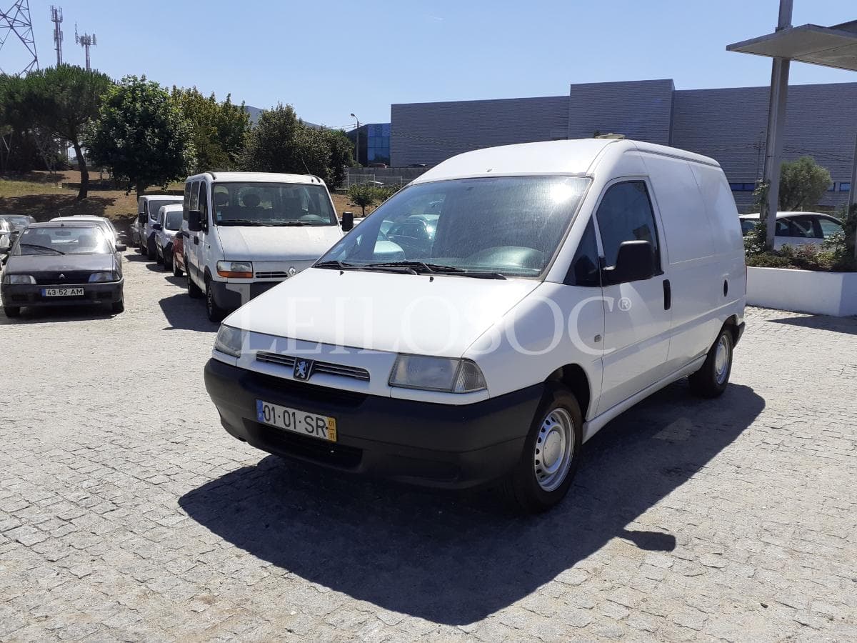 Peugeot Expert 1.9D · Ano 2001 · Caixa Isotérmica — image 3