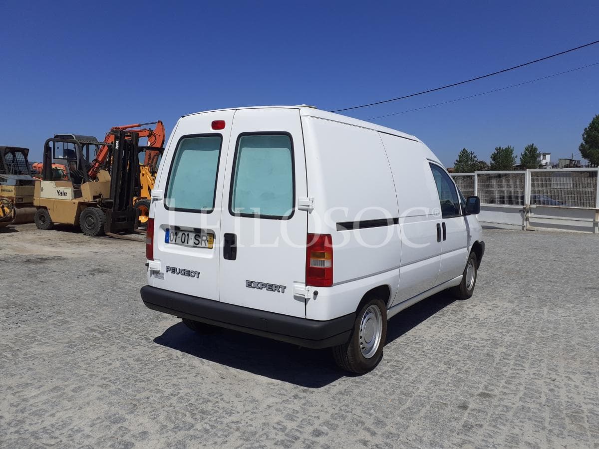 Peugeot Expert 1.9D · Ano 2001 · Caixa Isotérmica — image 6
