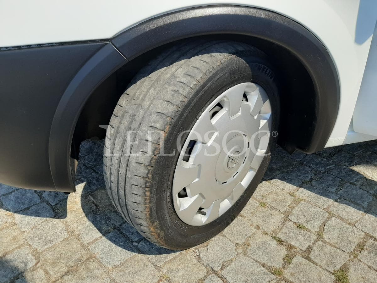 Opel Combo 1.7 CDTI · Ano 2010 — imagem 20