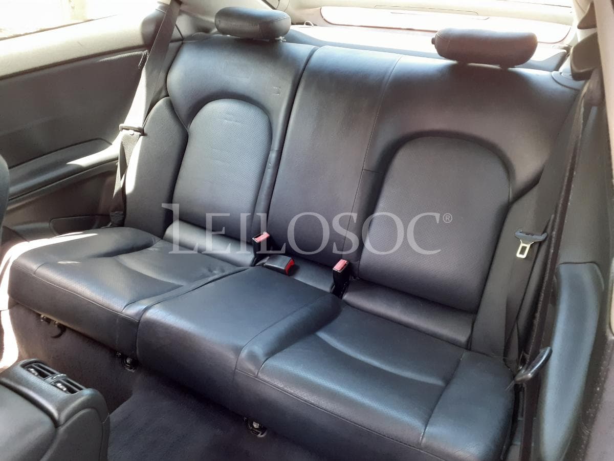 Mercedes-Benz C220 CDI Coupé · Ano 2001 — imagen 12