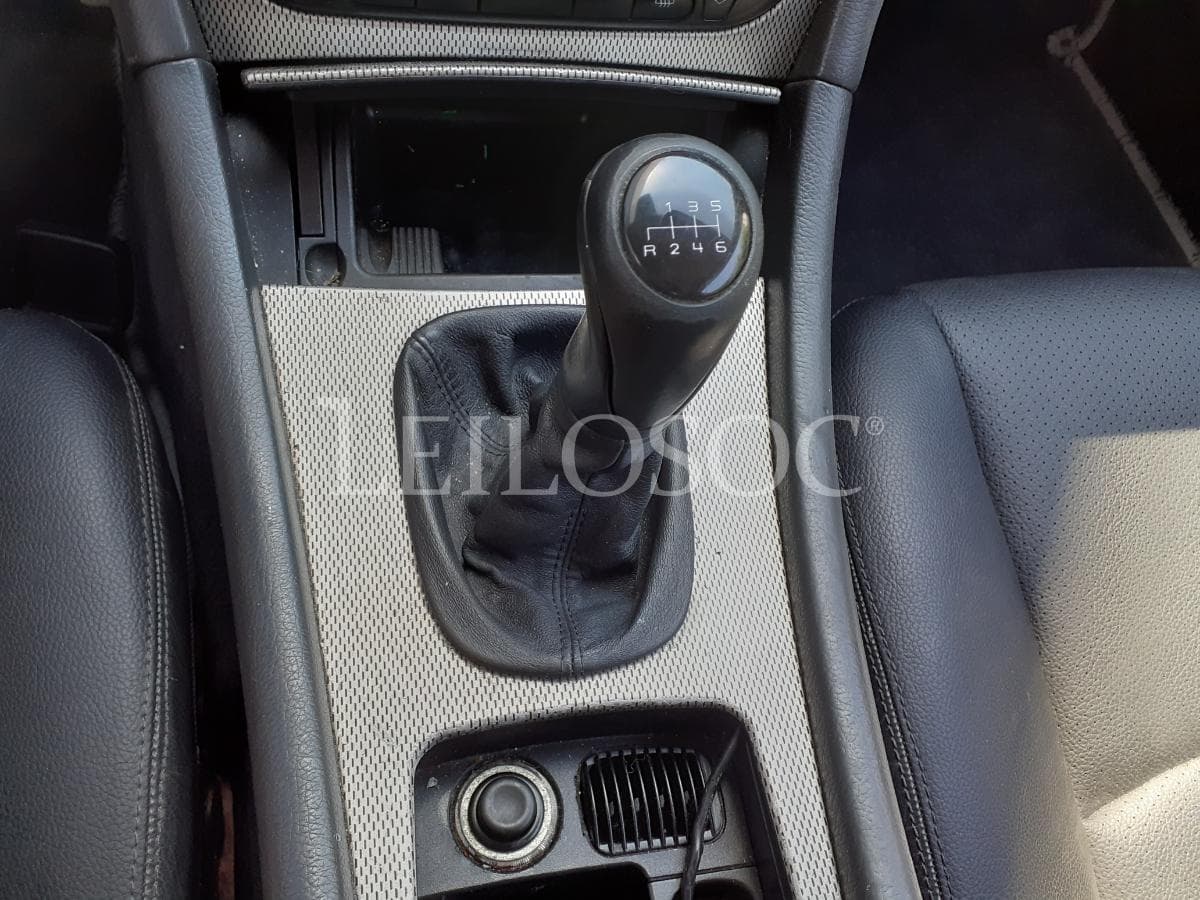 Mercedes-Benz C220 CDI Coupé · Ano 2001 — imagen 17