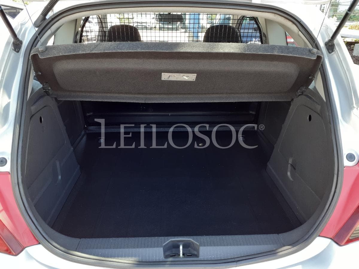 Opel Corsa Van 1.3 CDTI · Ano 2007 — imagem 7