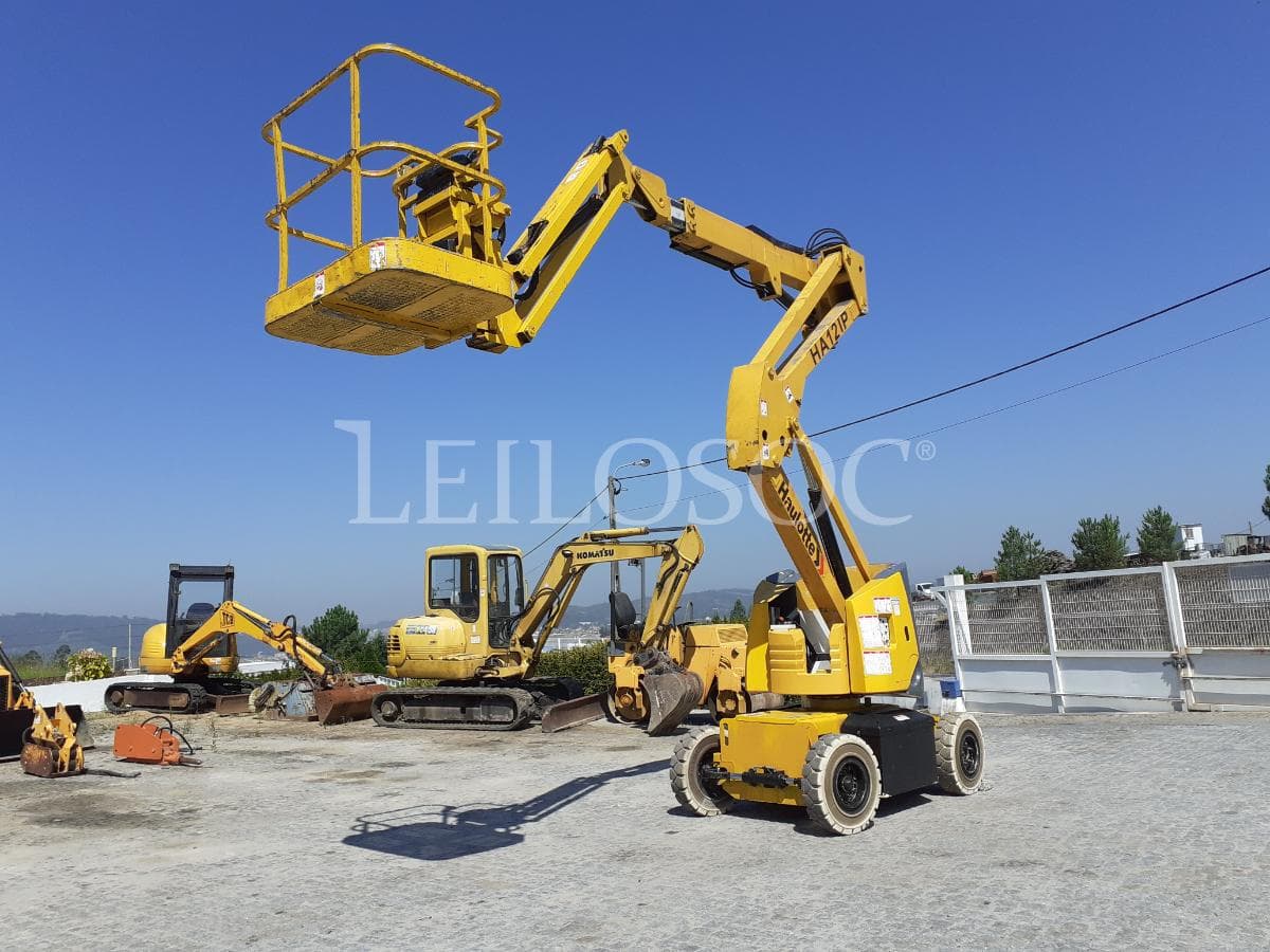 Plataforma Elevatória Articulada Haulotte HA12IP — imagem 1