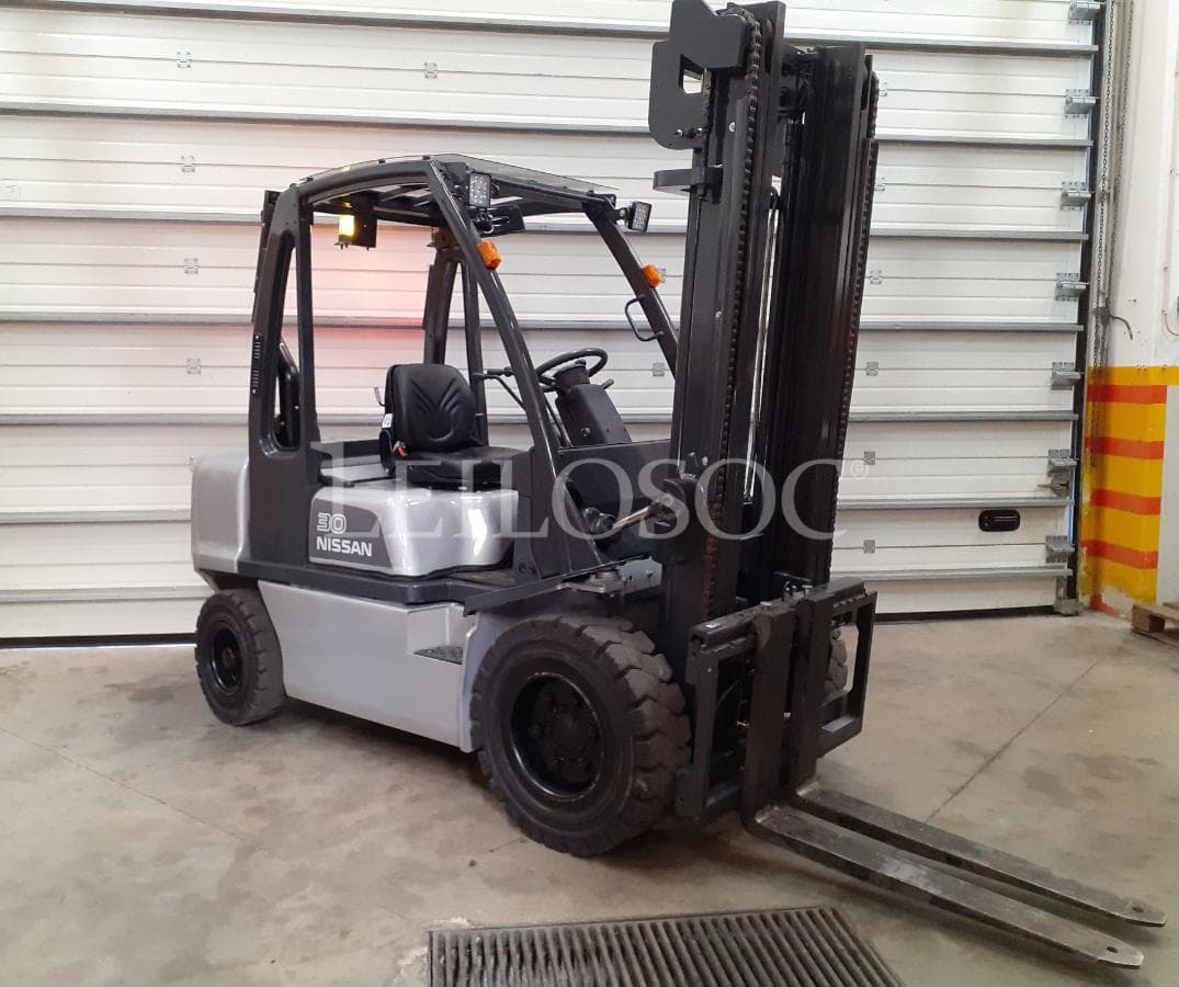 Empilhador Nissan 3.0 — imagen 2
