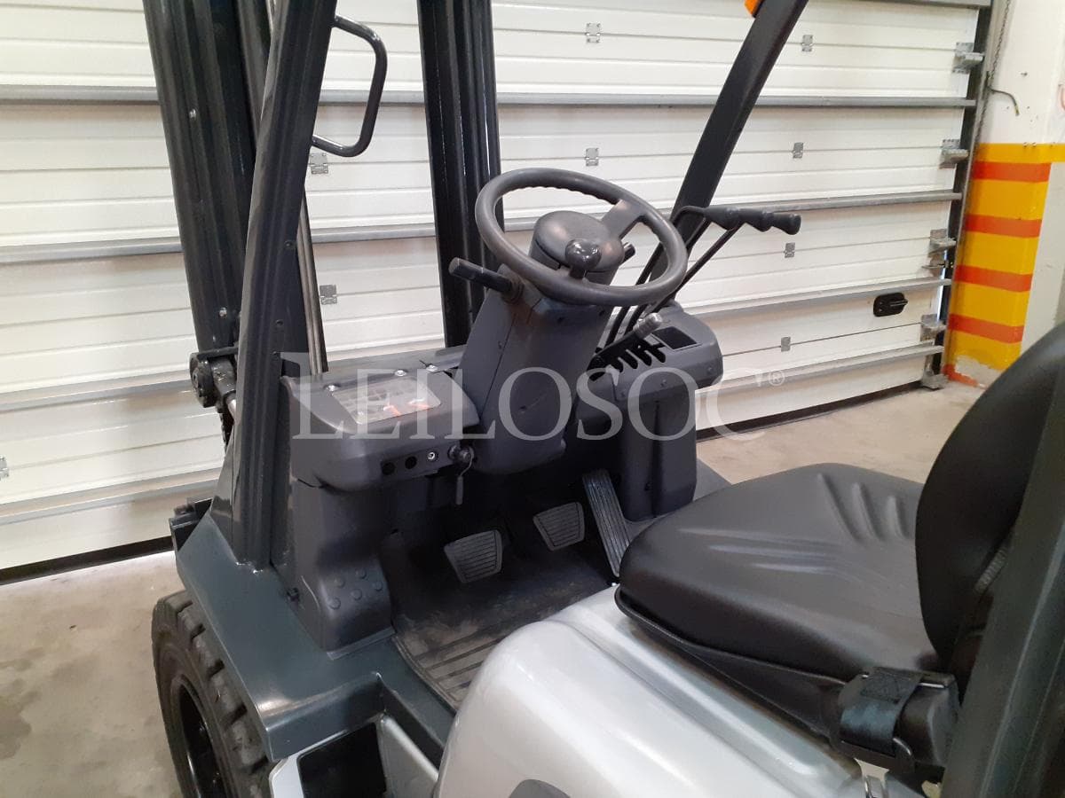 Empilhador Nissan 3.0 — imagen 6