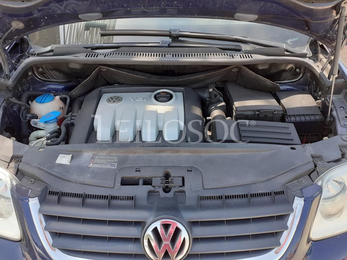 Volkswagen Touran 1.9 TDI · 7 Lugares · Ano 2004 — imagen 20