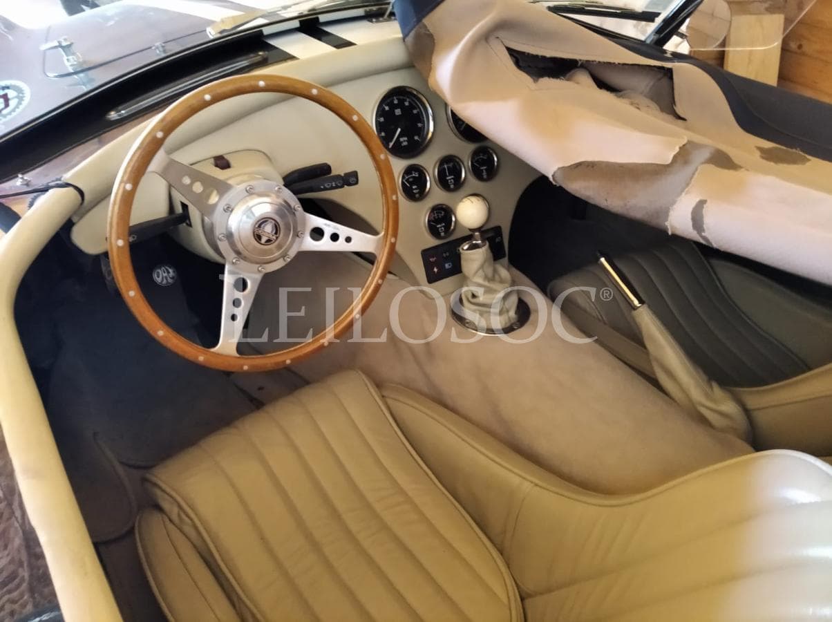 AC Shelby Cobra 5.2 V8 — image 6