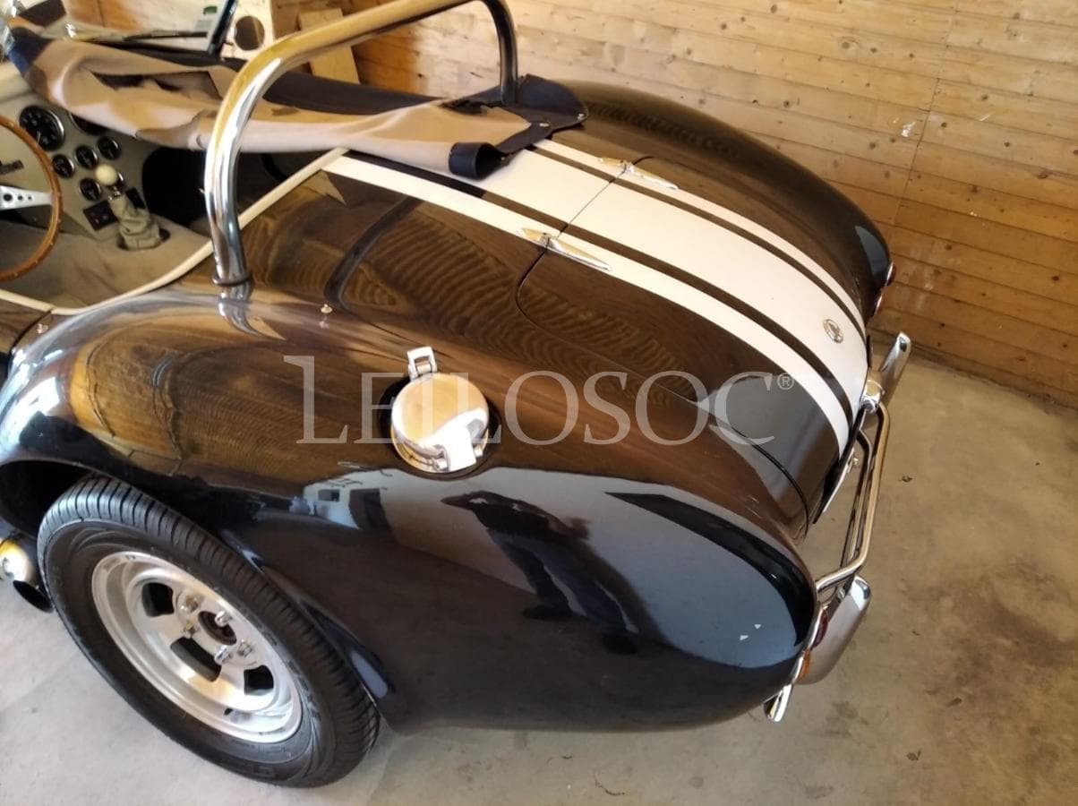 AC Shelby Cobra 5.2 V8 — image 3