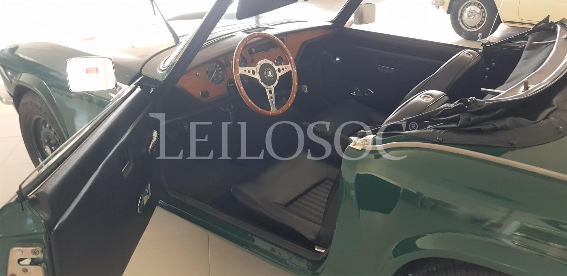 Triumph Spitfire — image 8