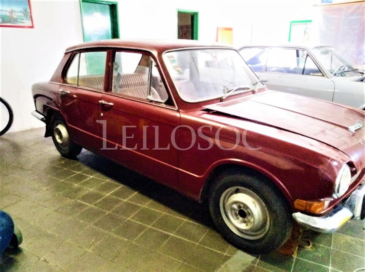 Triumph 1300 — image 1