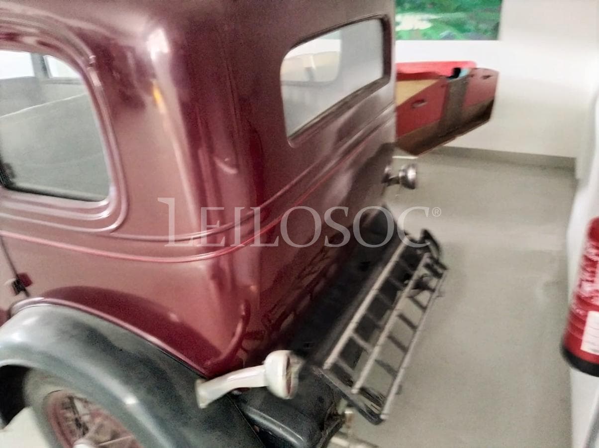Chevrolet Sedan — imagem 3