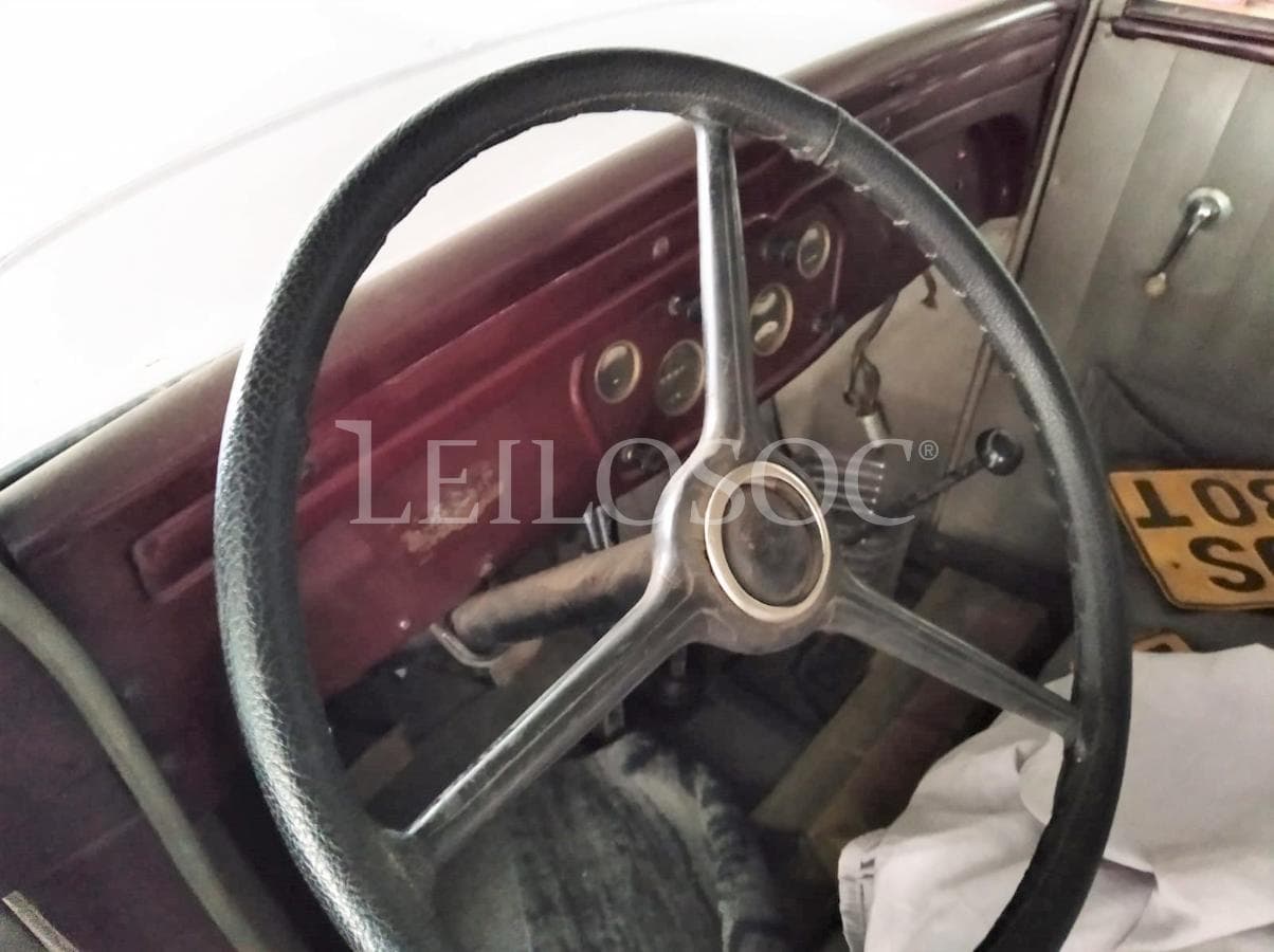 Chevrolet Sedan — imagem 5