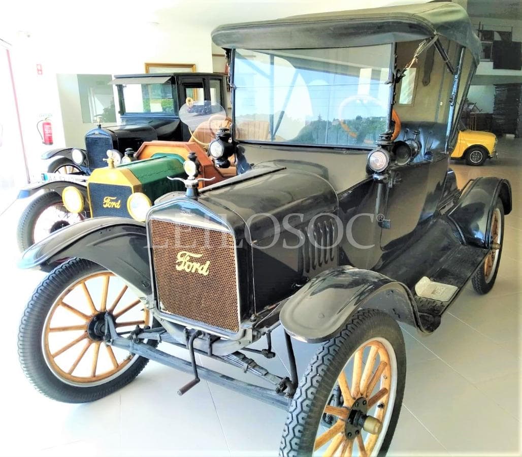 FORD T 1926 — imagen 1