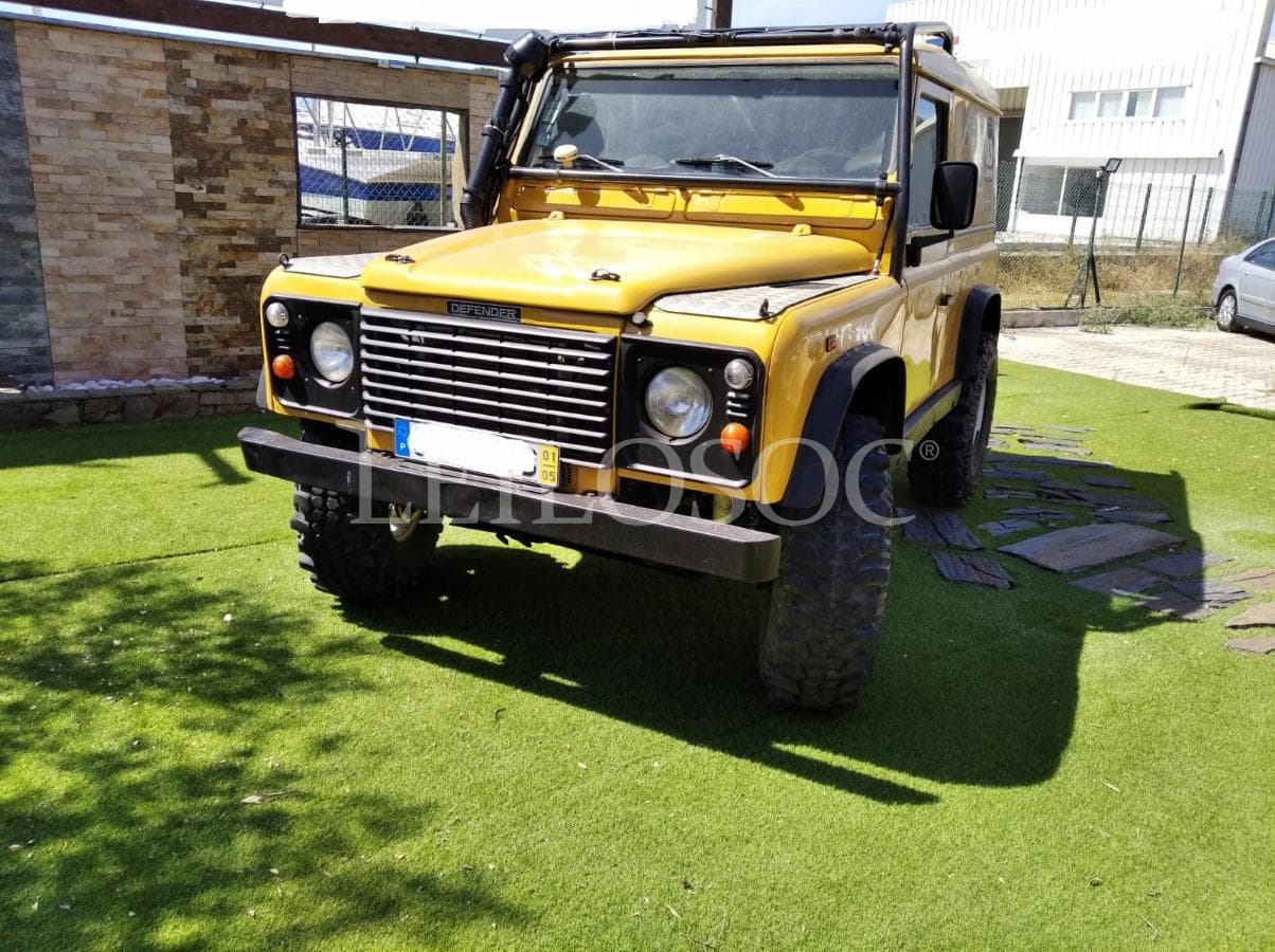 Land Rover Defender 90 TD5 — imagem 2