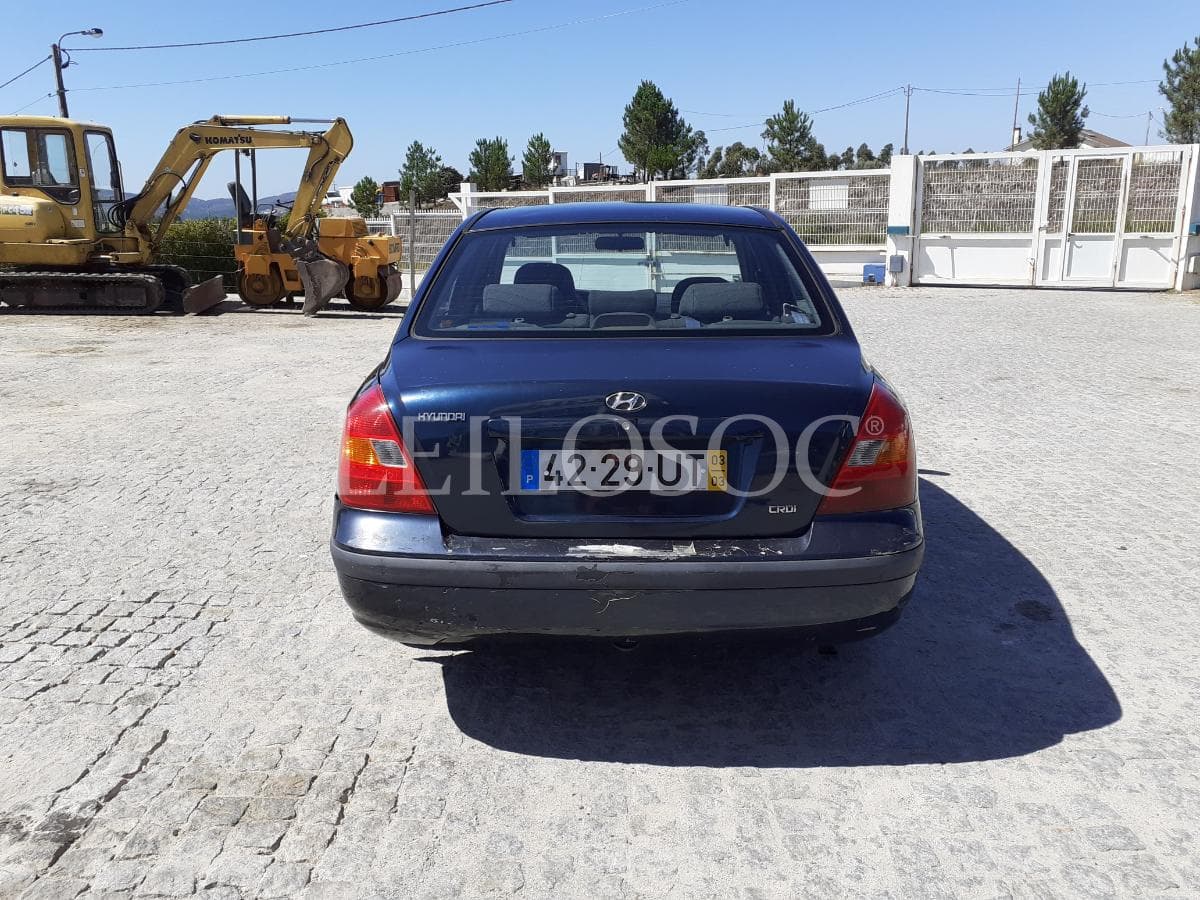 Hyundai Elantra 2.0 CRDI · Ano 2003 — imagen 5