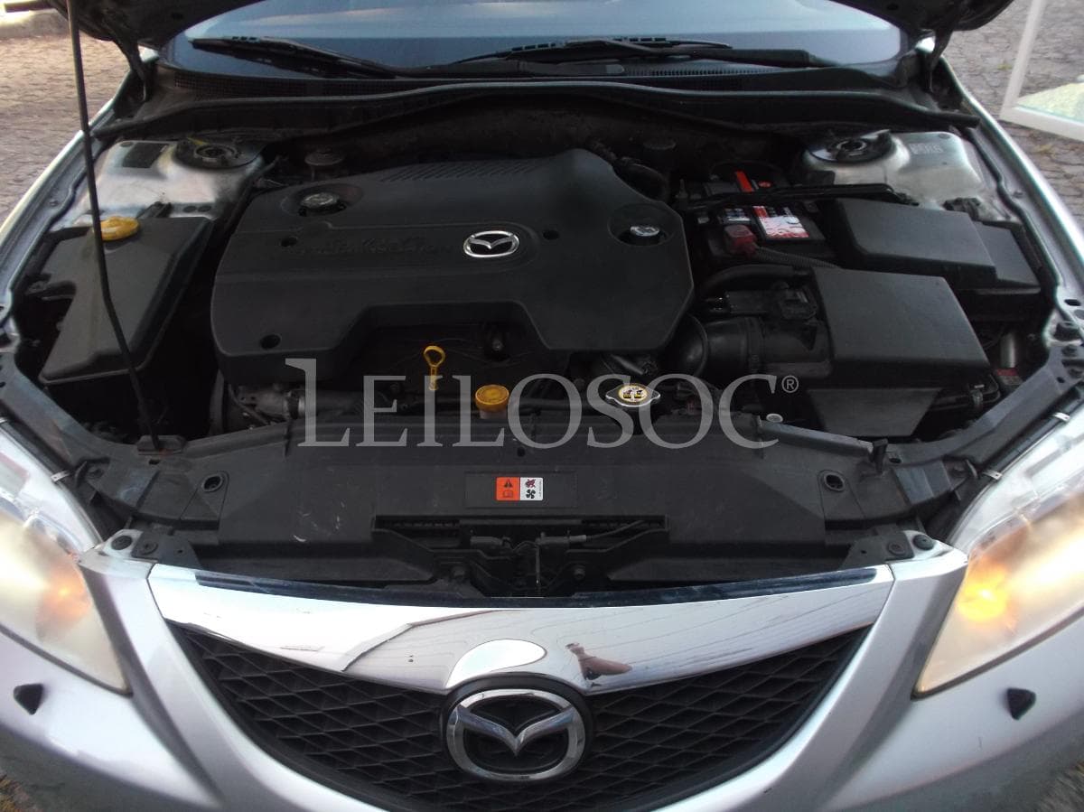 Mazda 6 SW 2.0 DI · Ano 2003 — image 22