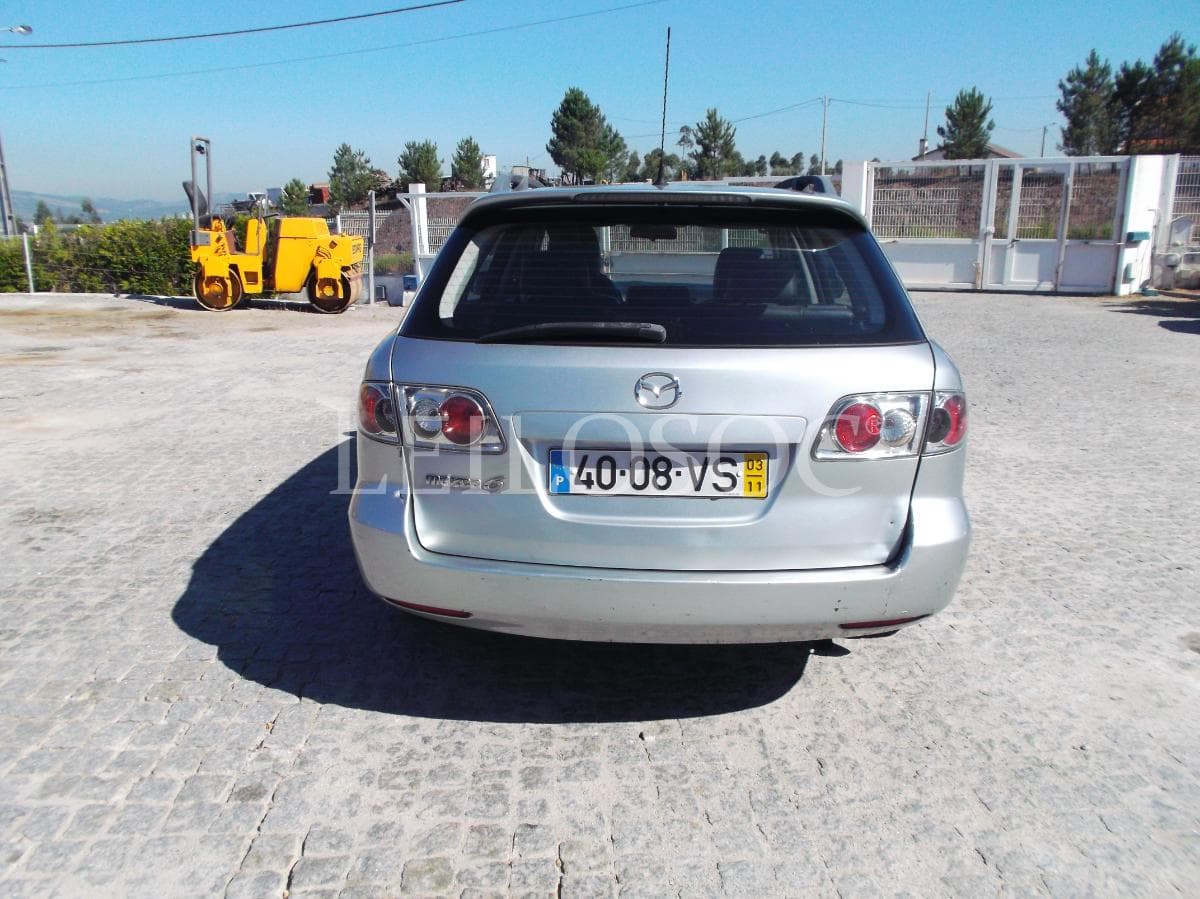 Mazda 6 SW 2.0 DI · Ano 2003 — image 5