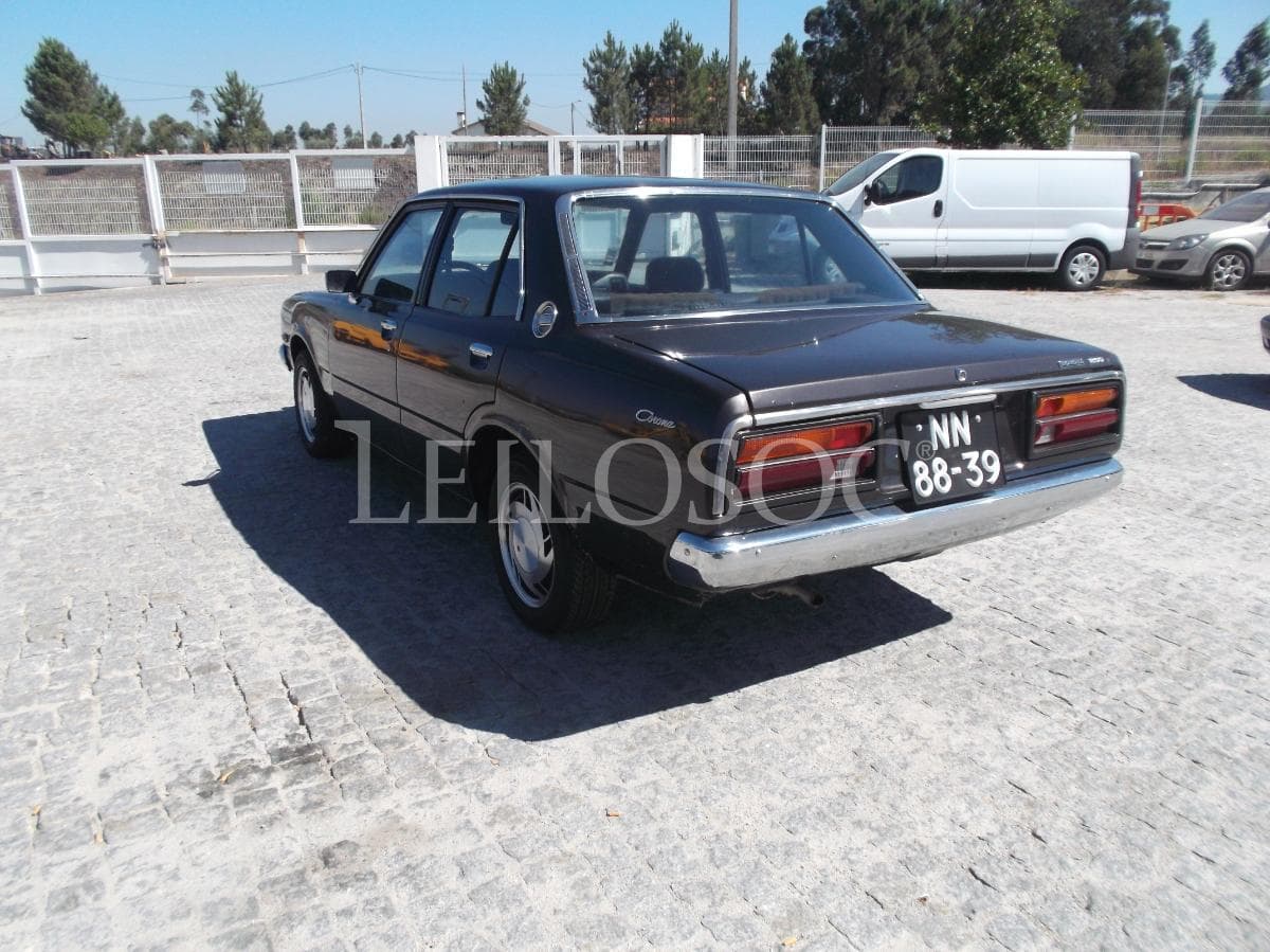 Toyota Corona 1800 Sedan · Ano 1974 — imagen 4